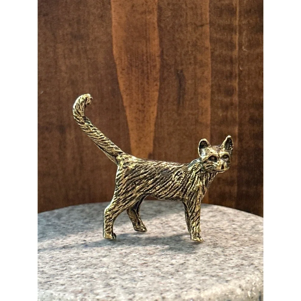 BG9-Miniature brass metal cat standing tail up feline figurine‎
